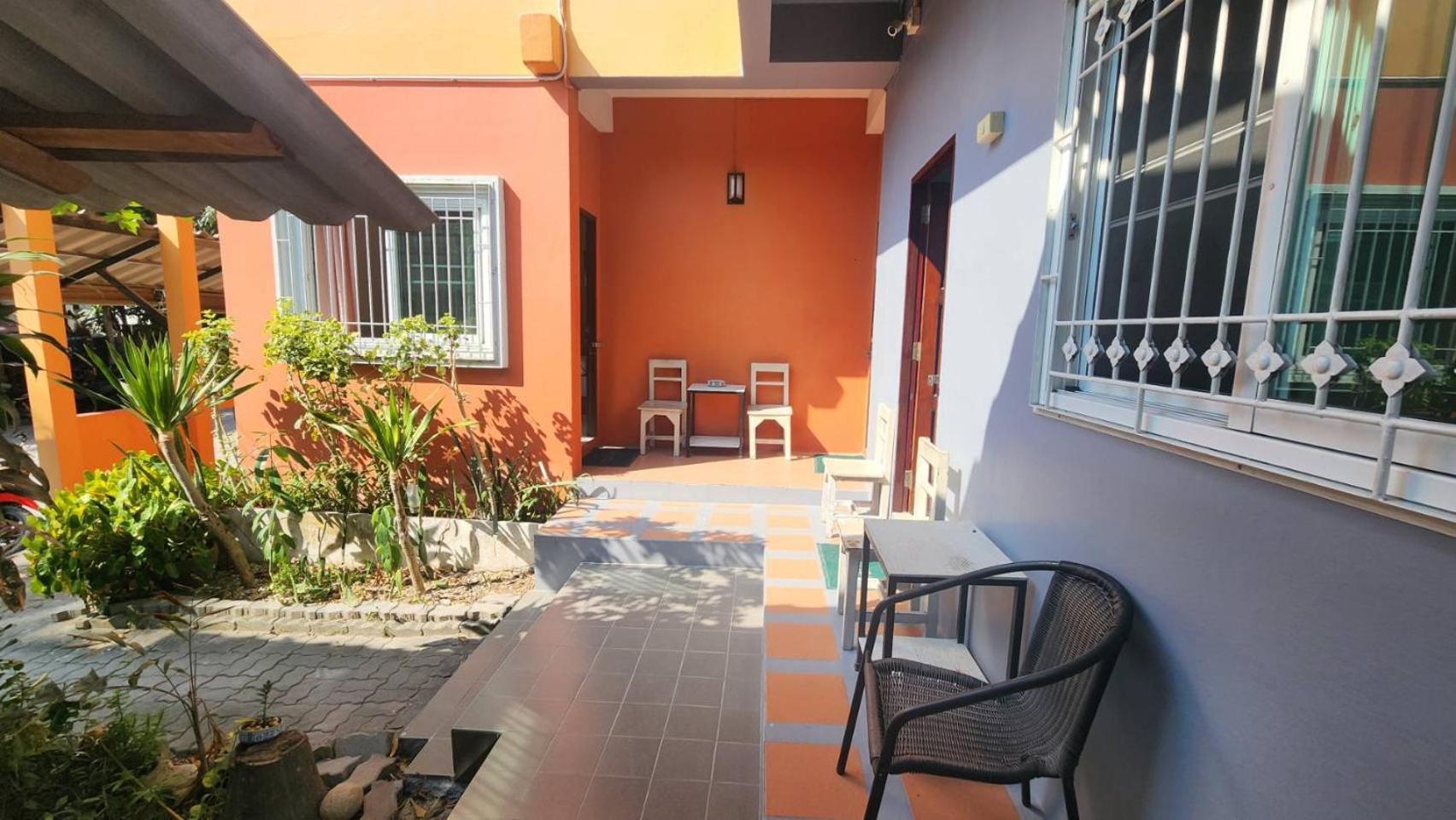 Sarin Guesthouse สาริน タオ島 エクステリア 写真