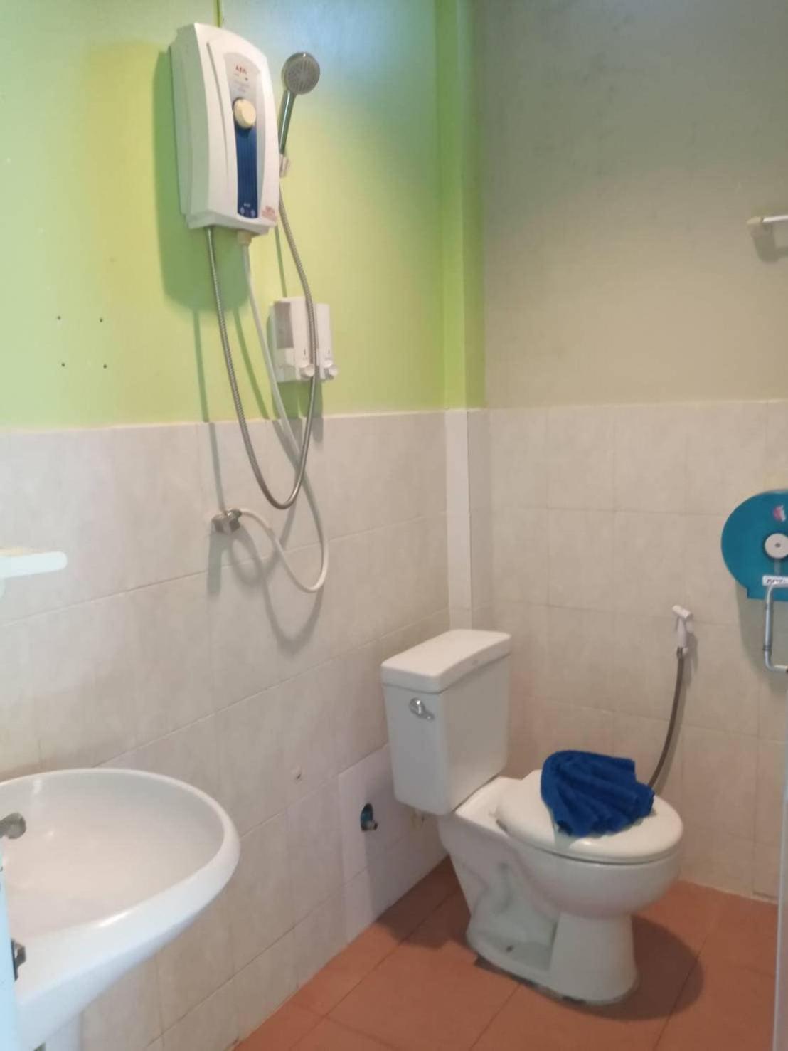 Sarin Guesthouse สาริน タオ島 エクステリア 写真